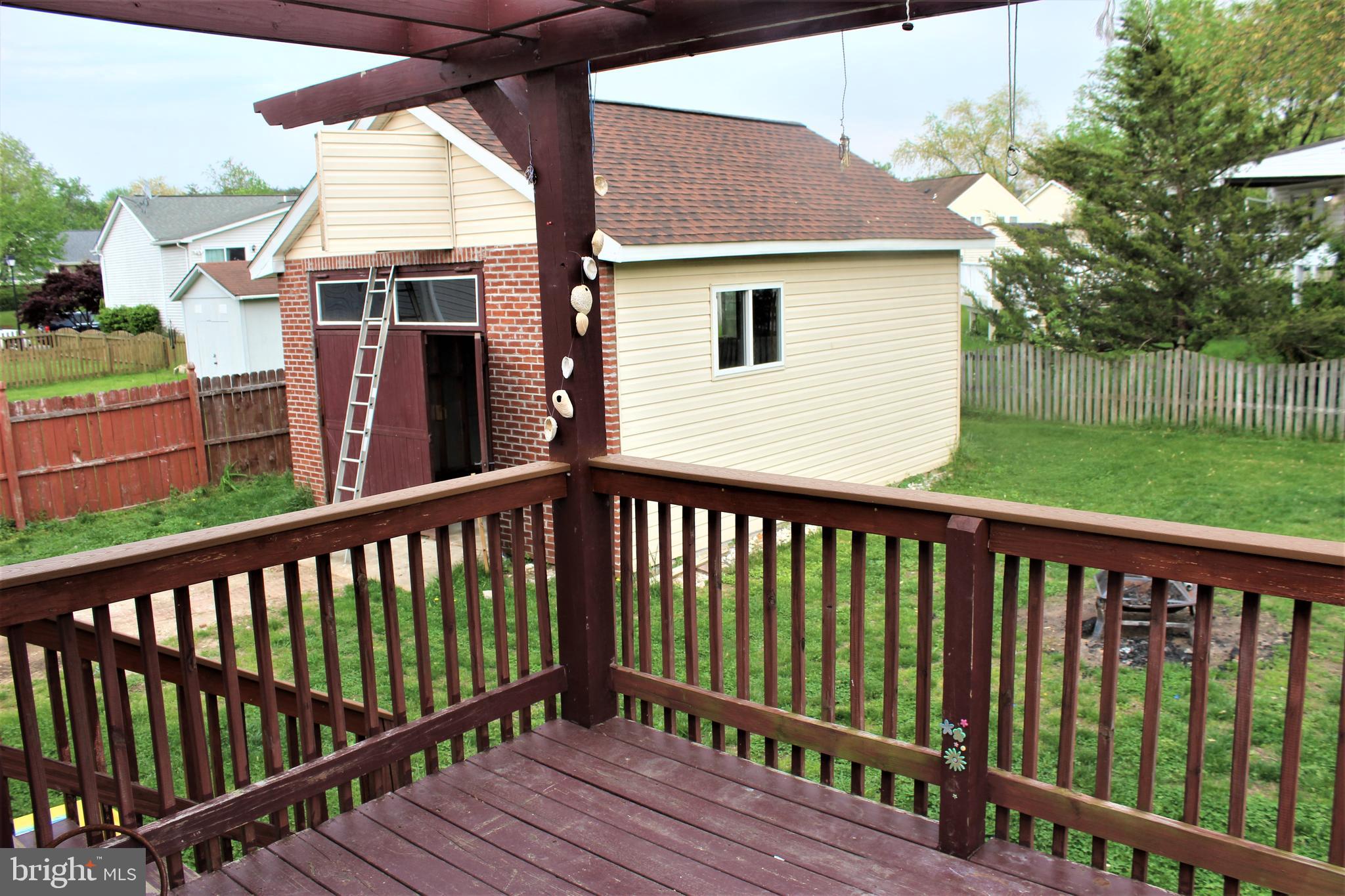 HARMANS WOODS - Residential