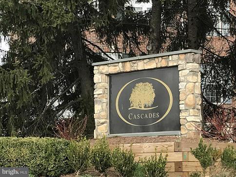 POTOMAC LAKES - Residential Lease