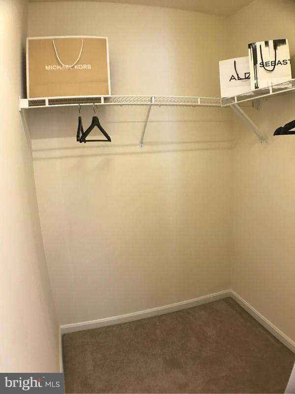 POTOMAC LAKES - Residential Lease