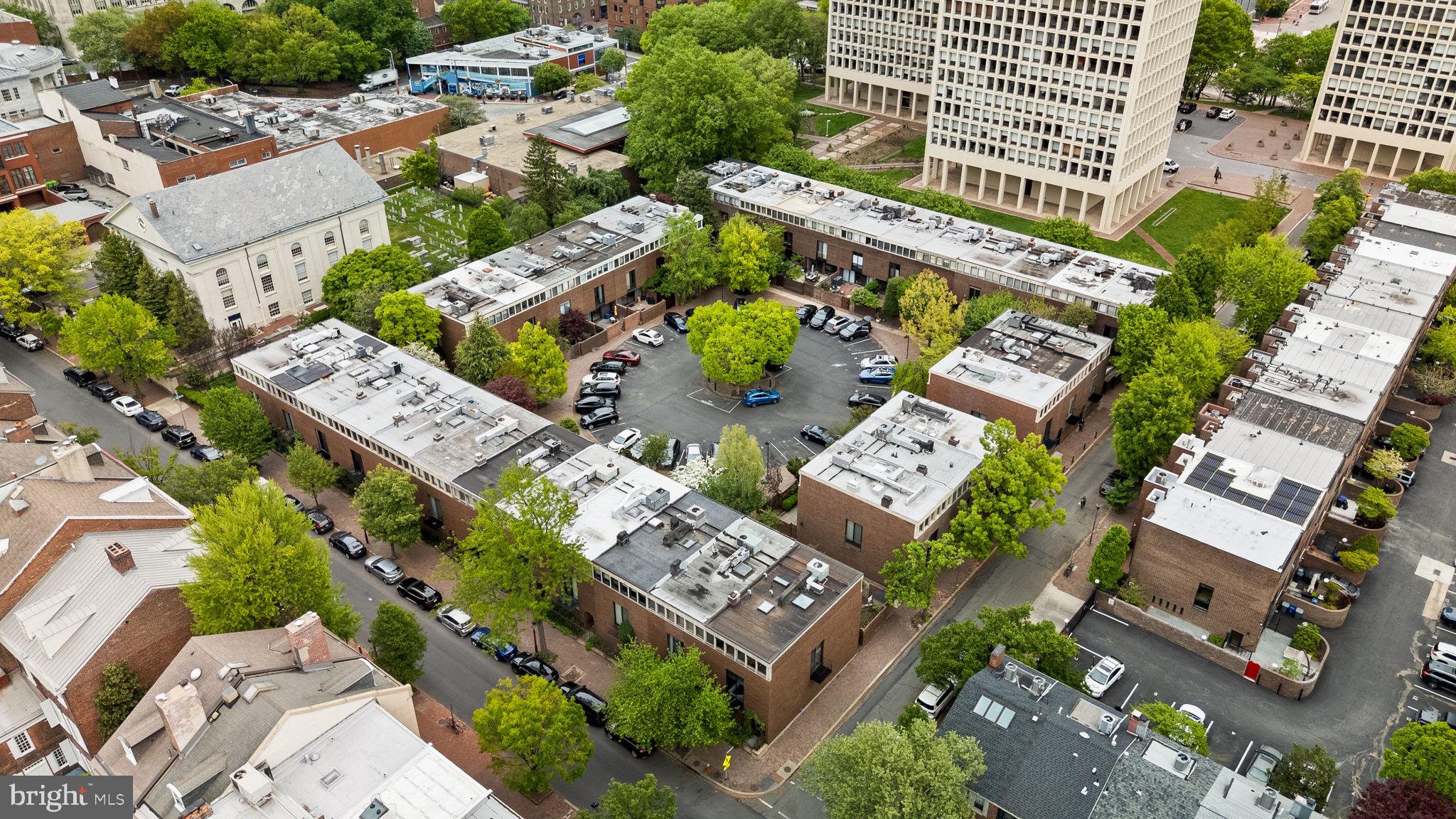 SOCIETY HILL - Residential
