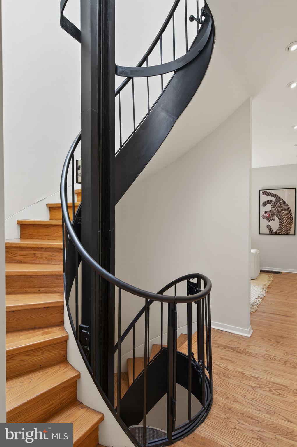 SOCIETY HILL - Residential