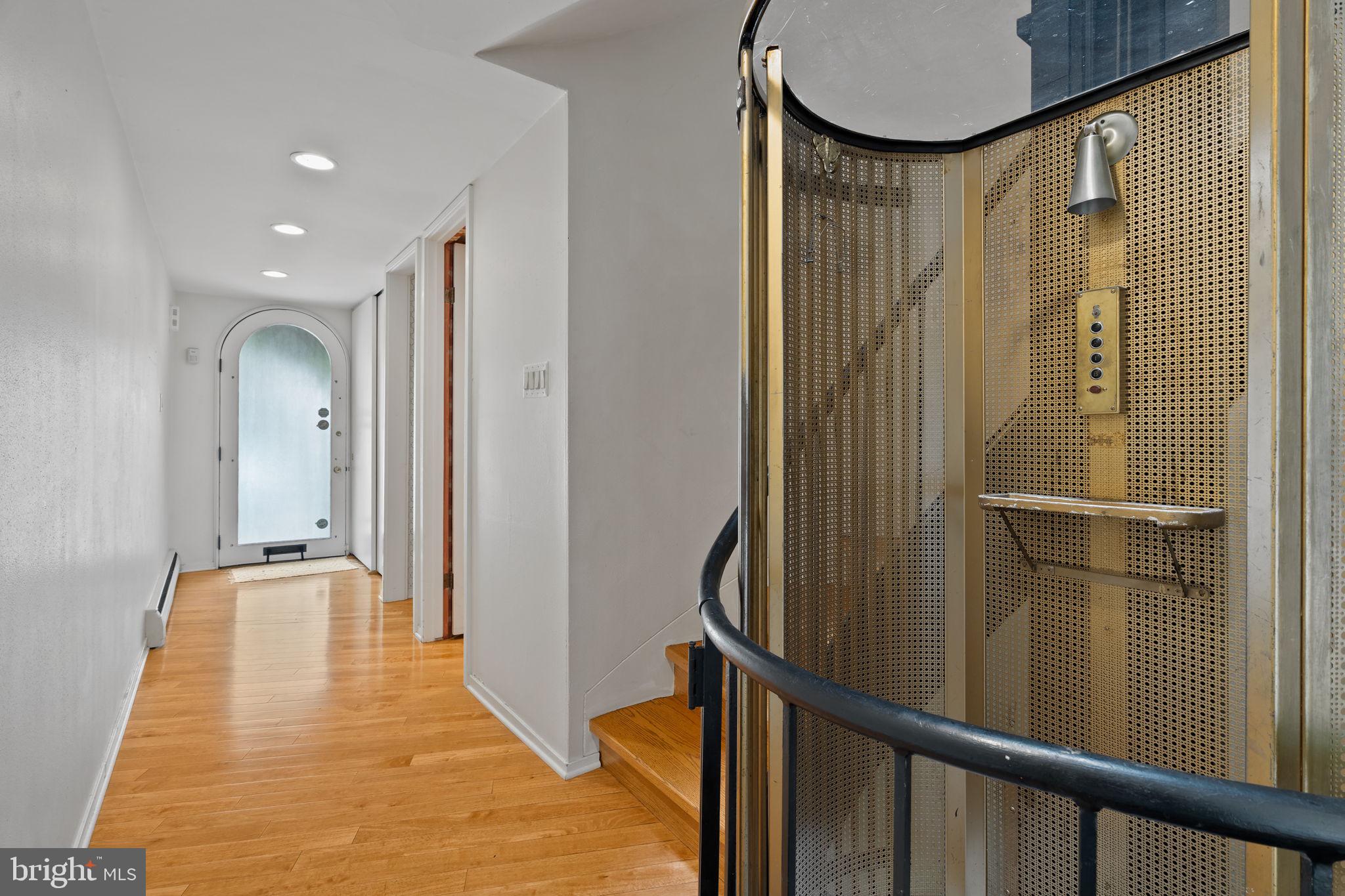 SOCIETY HILL - Residential