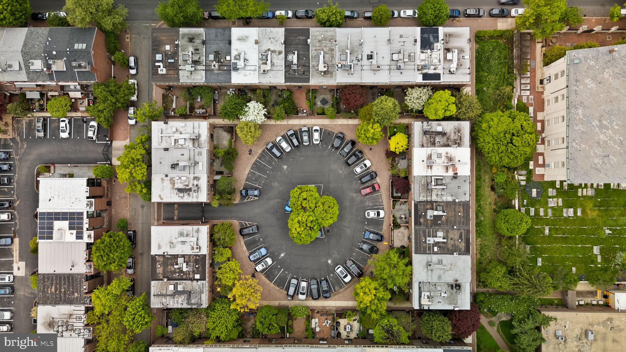 SOCIETY HILL - Residential