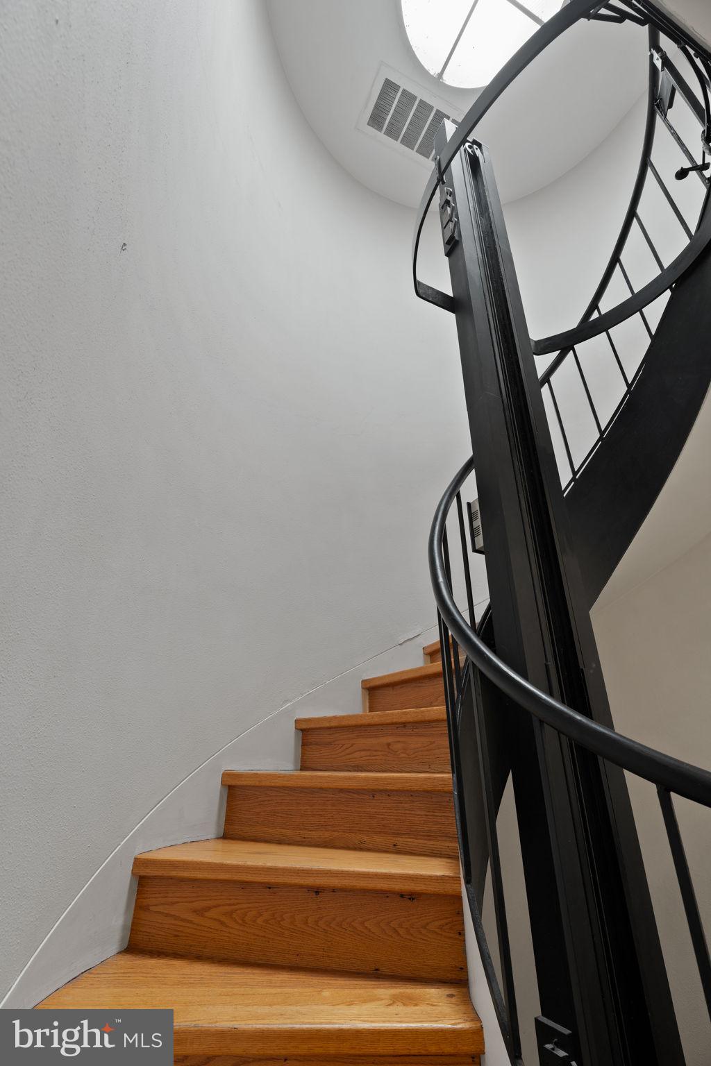 SOCIETY HILL - Residential