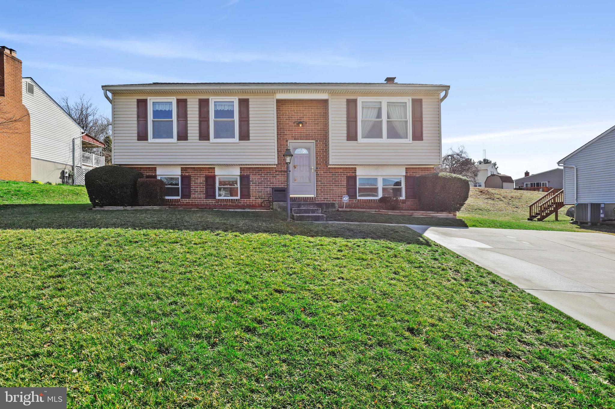 DISCOVERY ACRES - Residential