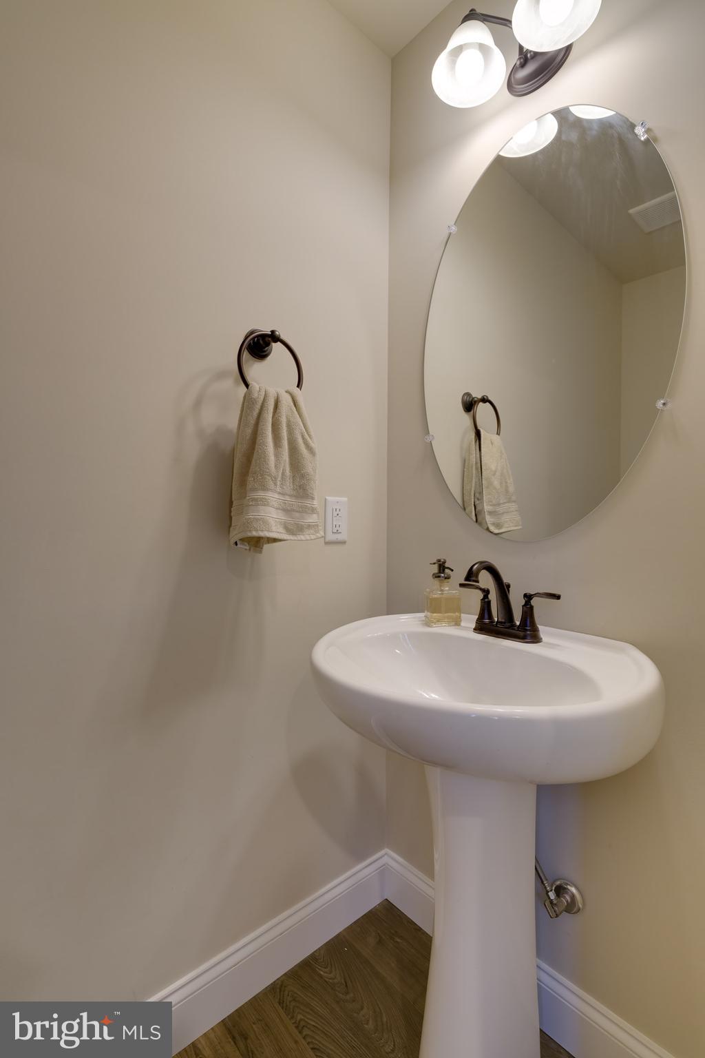 WABASH LANDING - Residential