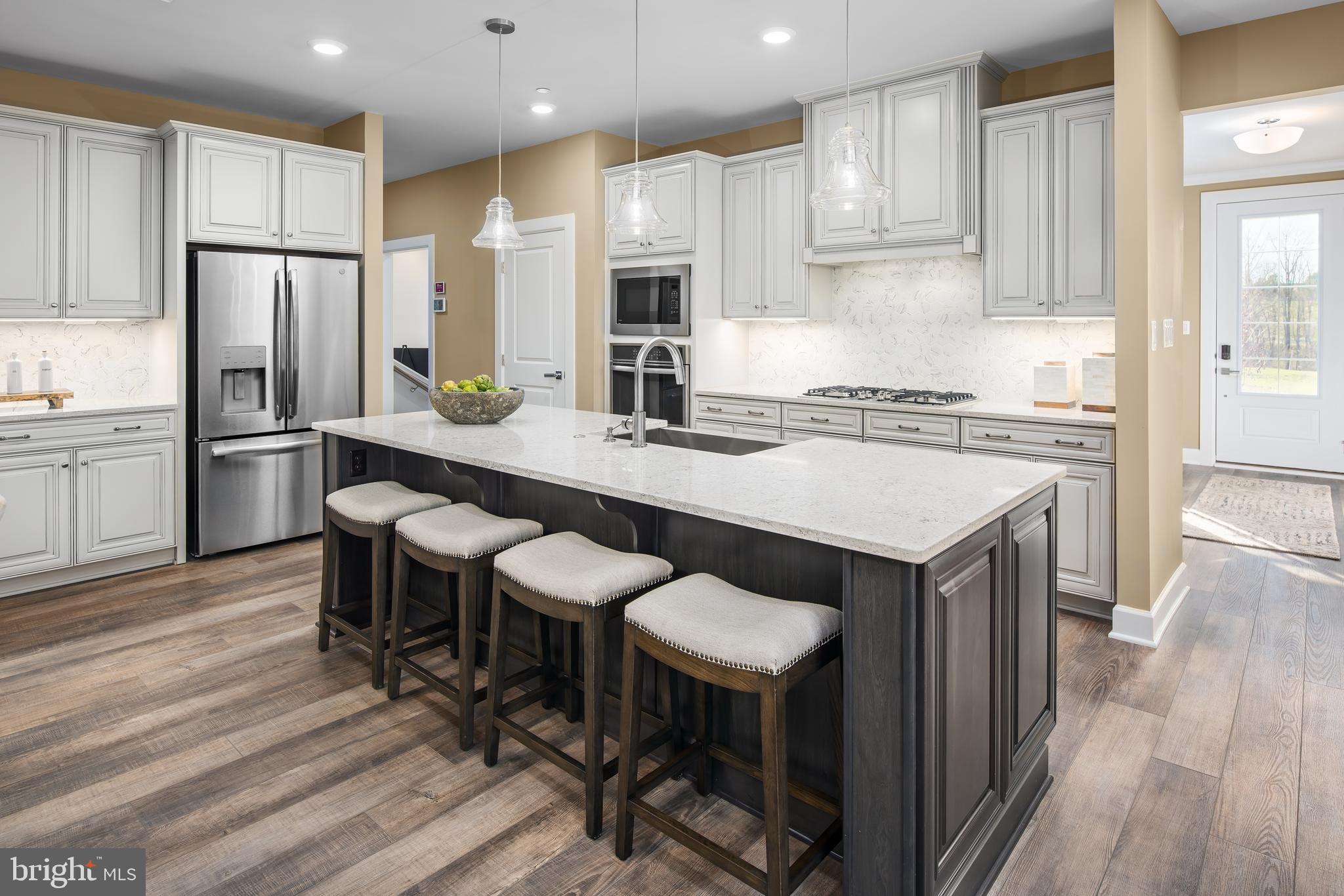 TWO RIVERS - Residential