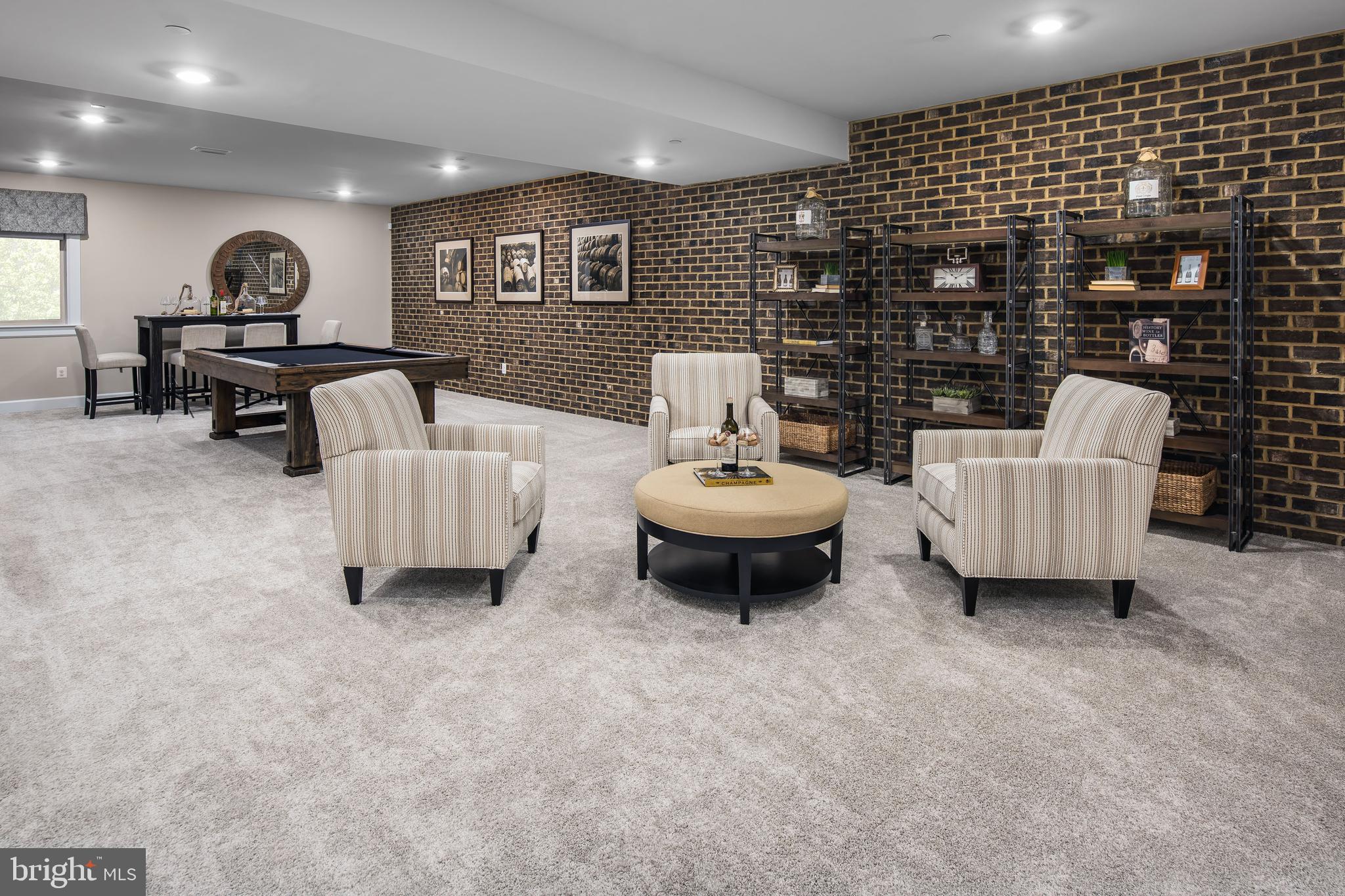 TWO RIVERS - Residential