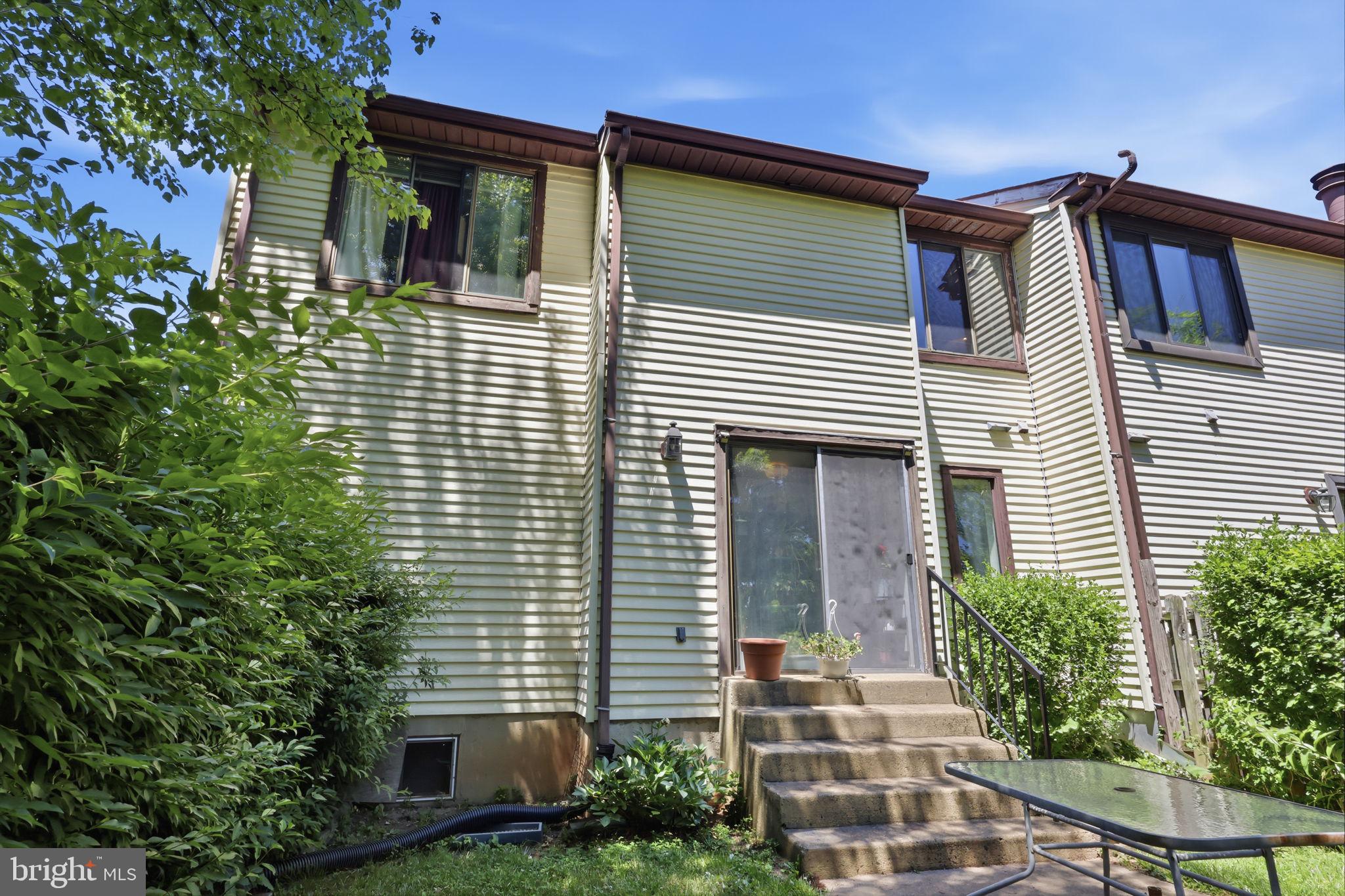 121 WINDHAM COURT