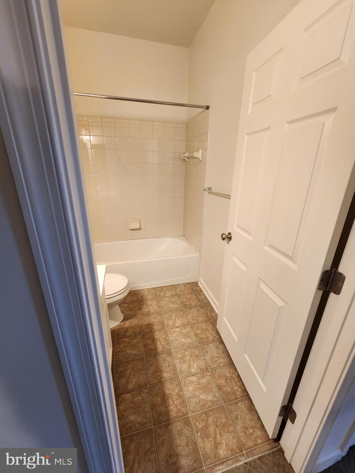 WOODSTREAM - Residential Lease