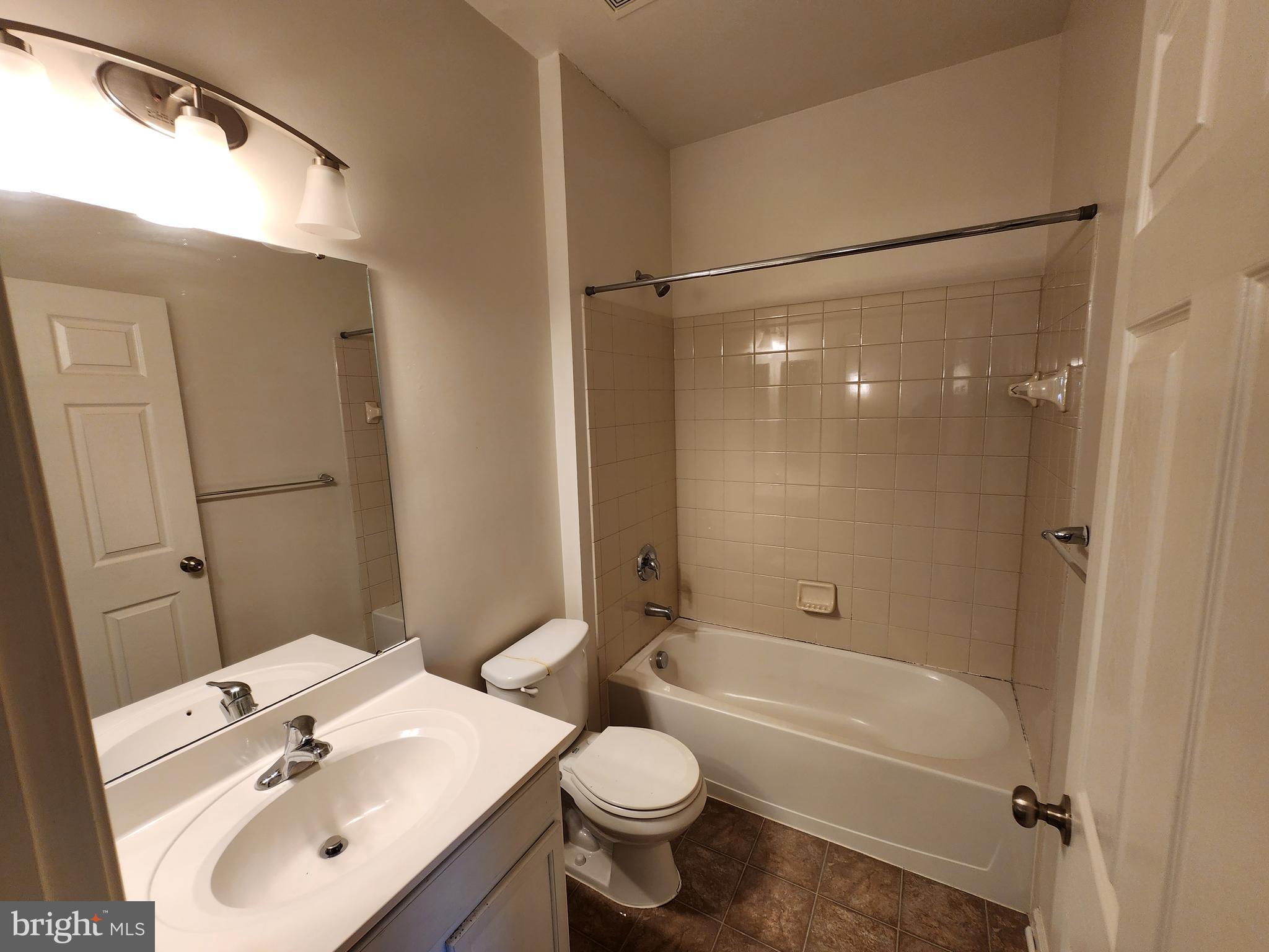 WOODSTREAM - Residential Lease