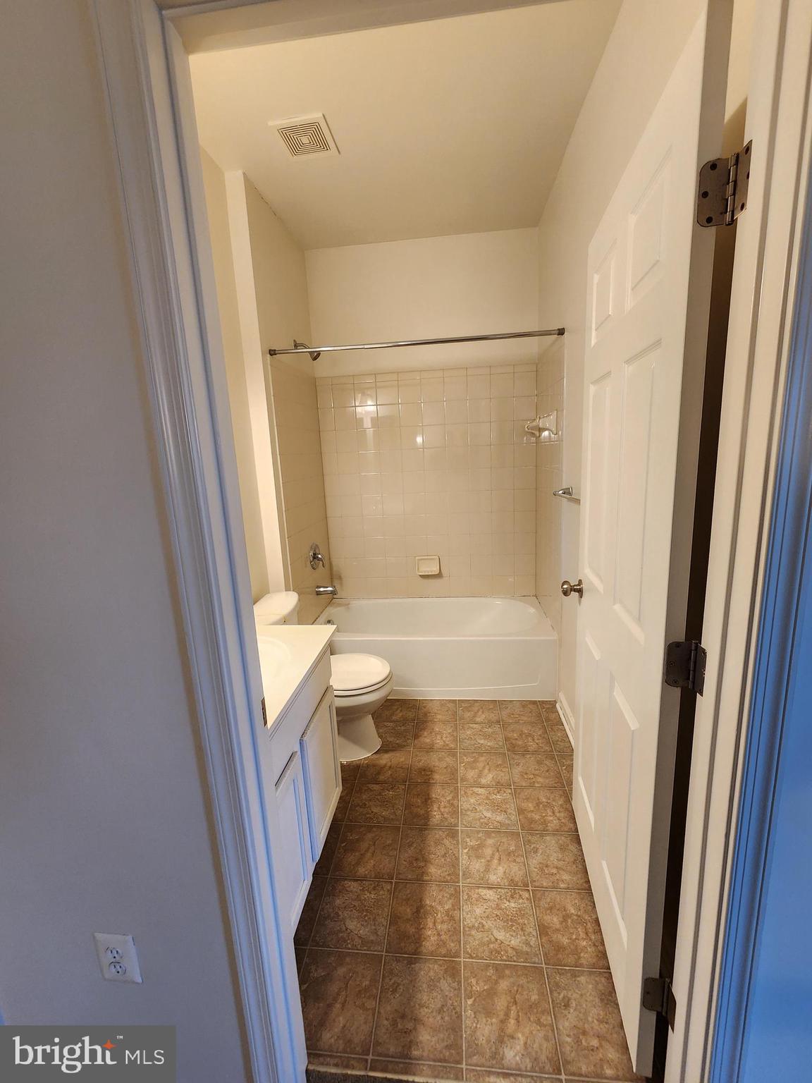 WOODSTREAM - Residential Lease