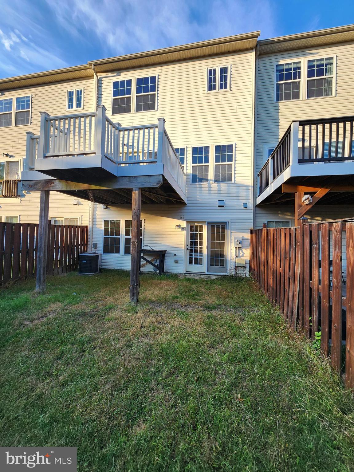 WOODSTREAM - Residential Lease