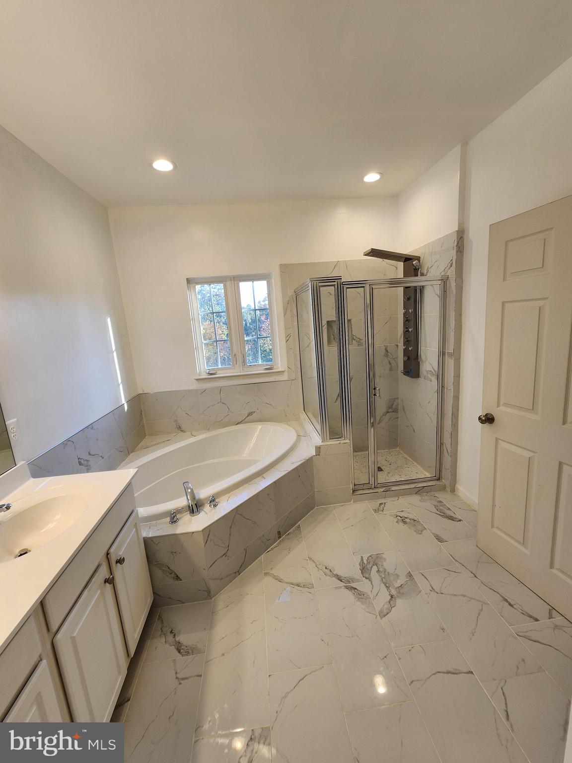 WOODSTREAM - Residential Lease