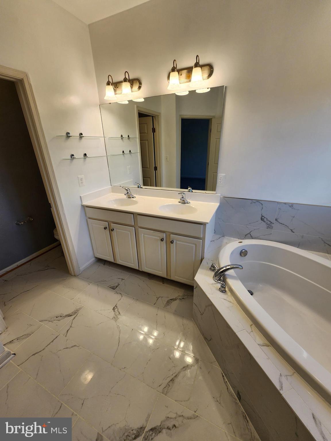 WOODSTREAM - Residential Lease