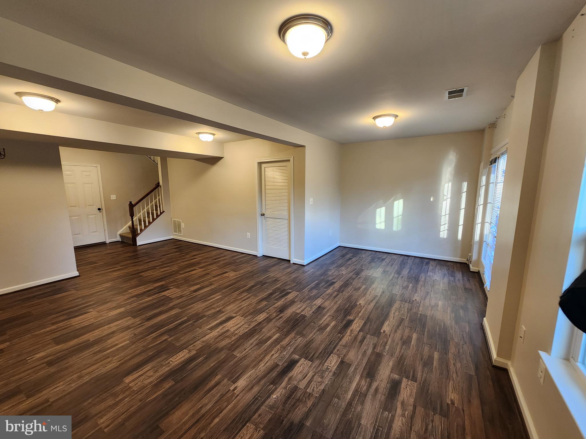 WOODSTREAM - Residential Lease