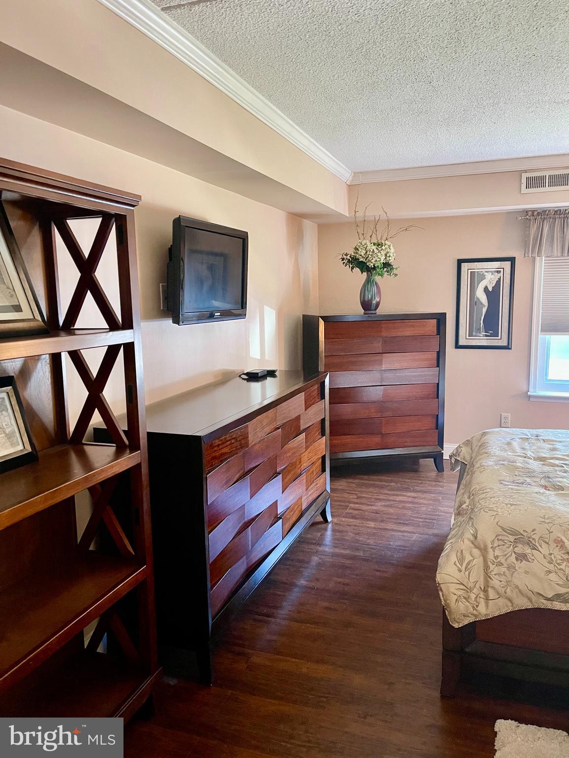 DELAIRE LANDING - Residential
