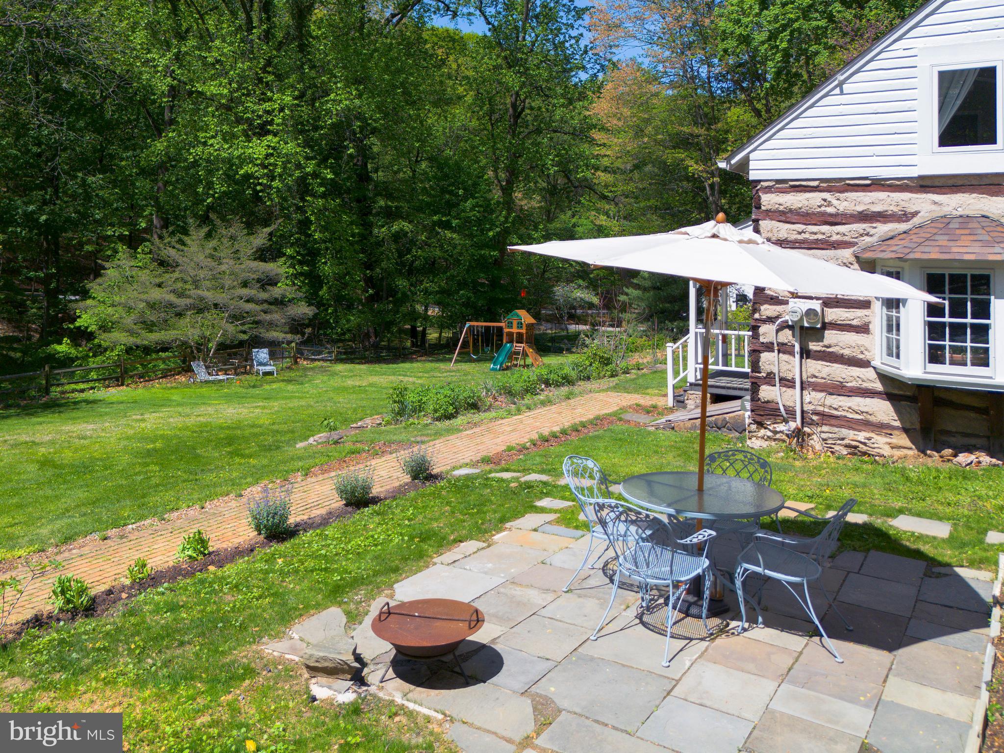 1180 RADNOR HILL ROAD