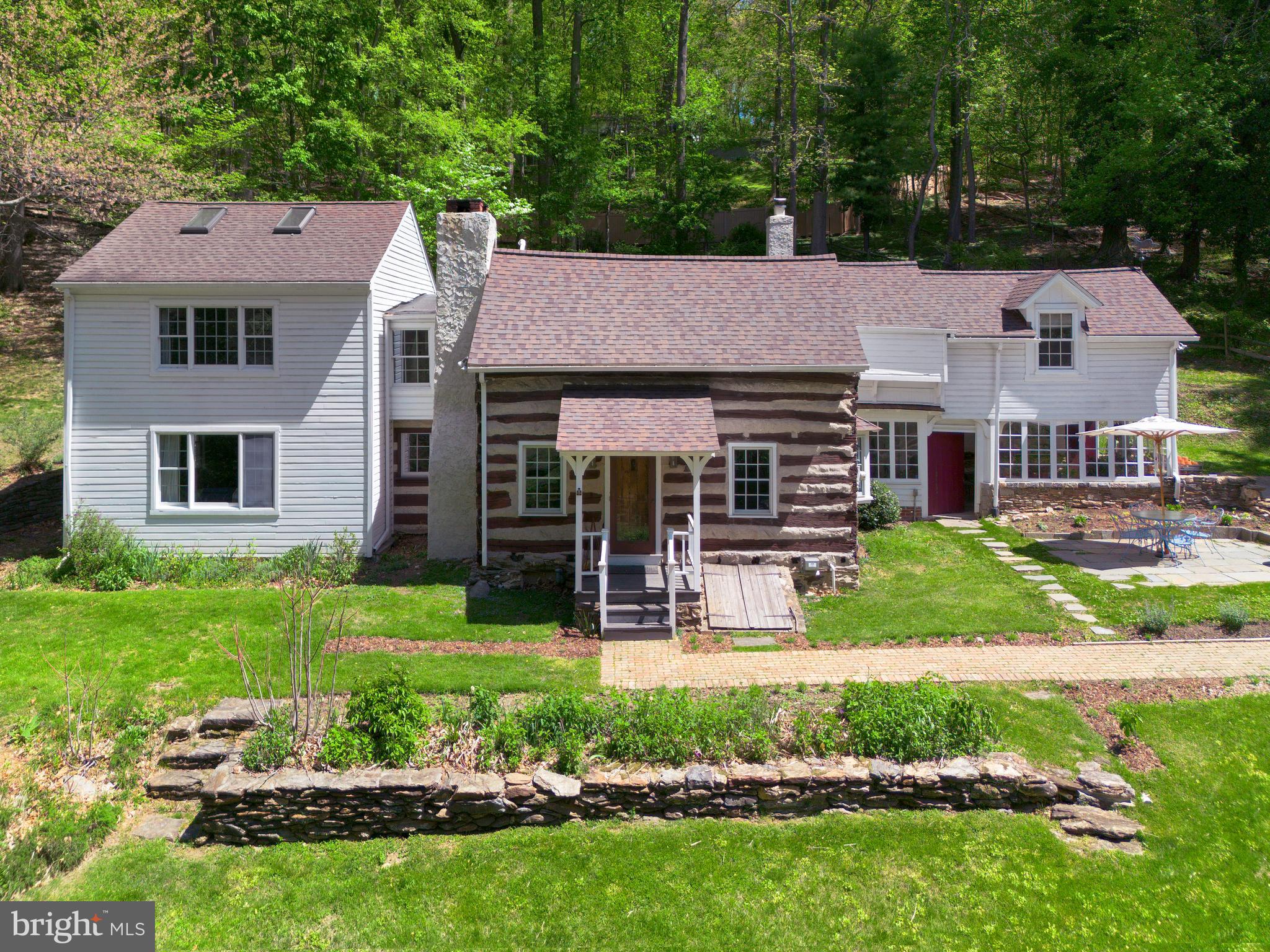 1180 RADNOR HILL ROAD