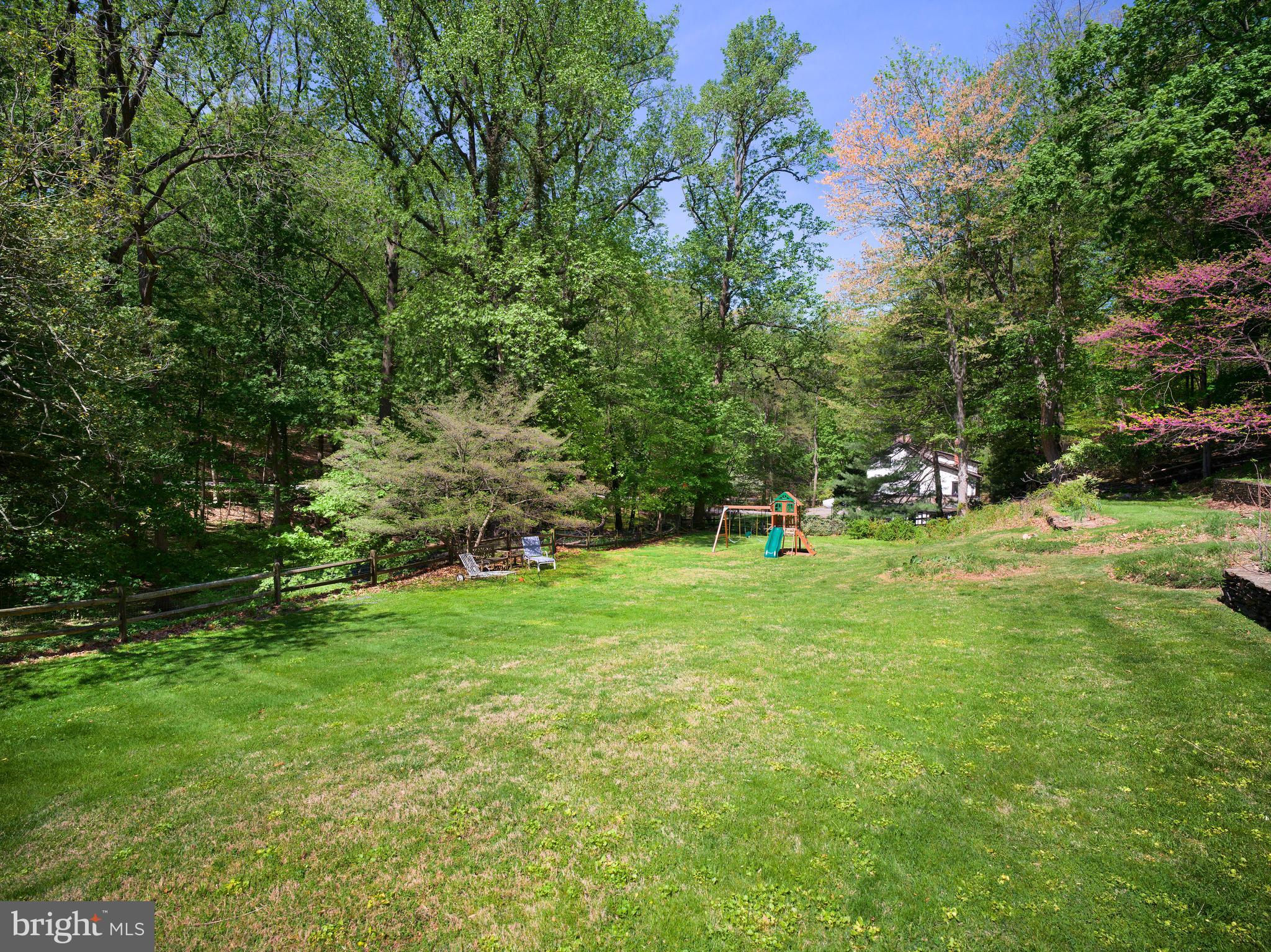 1180 RADNOR HILL ROAD