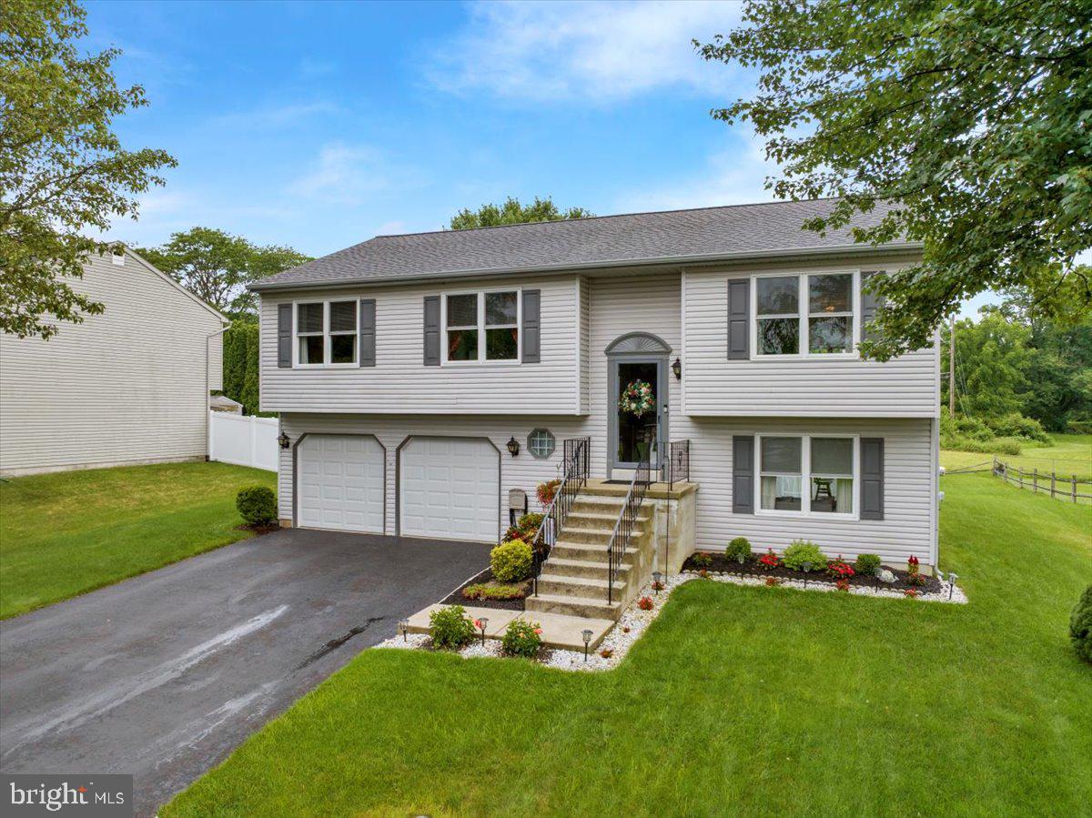 6 DOGWOOD DRIVE
