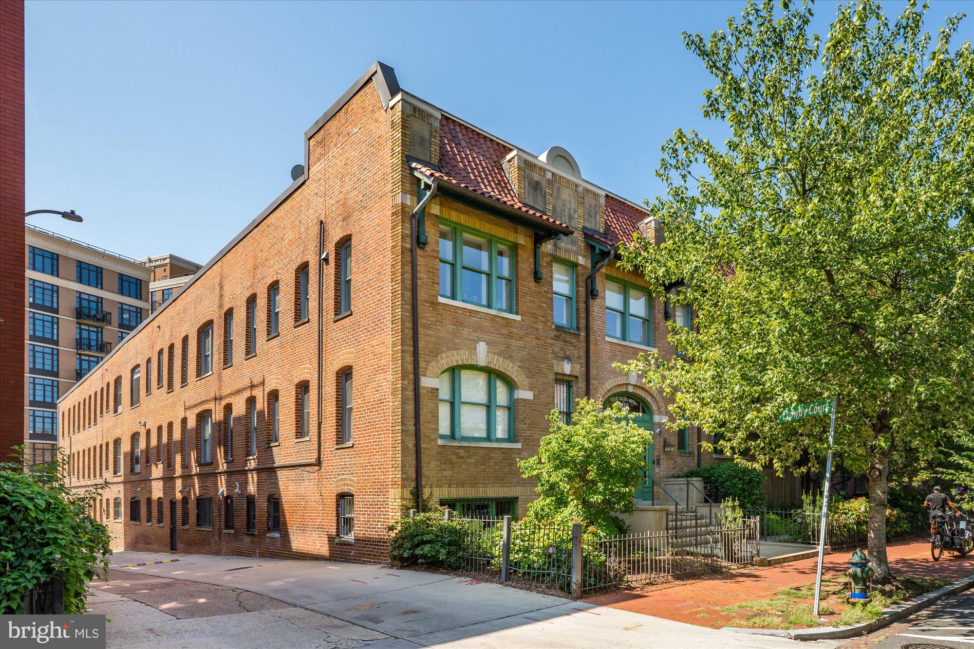 436 M STREET NW 8