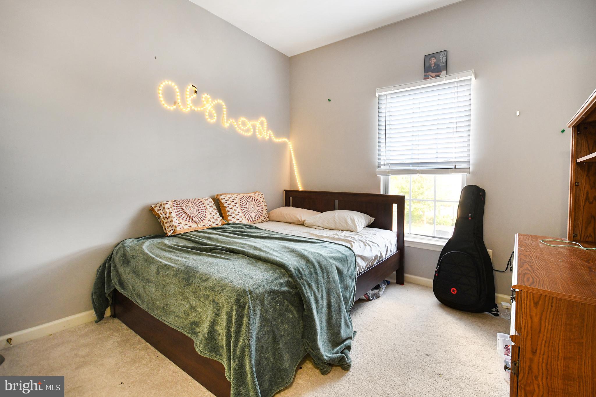 VILLAGES OF URBANA - Residential Lease