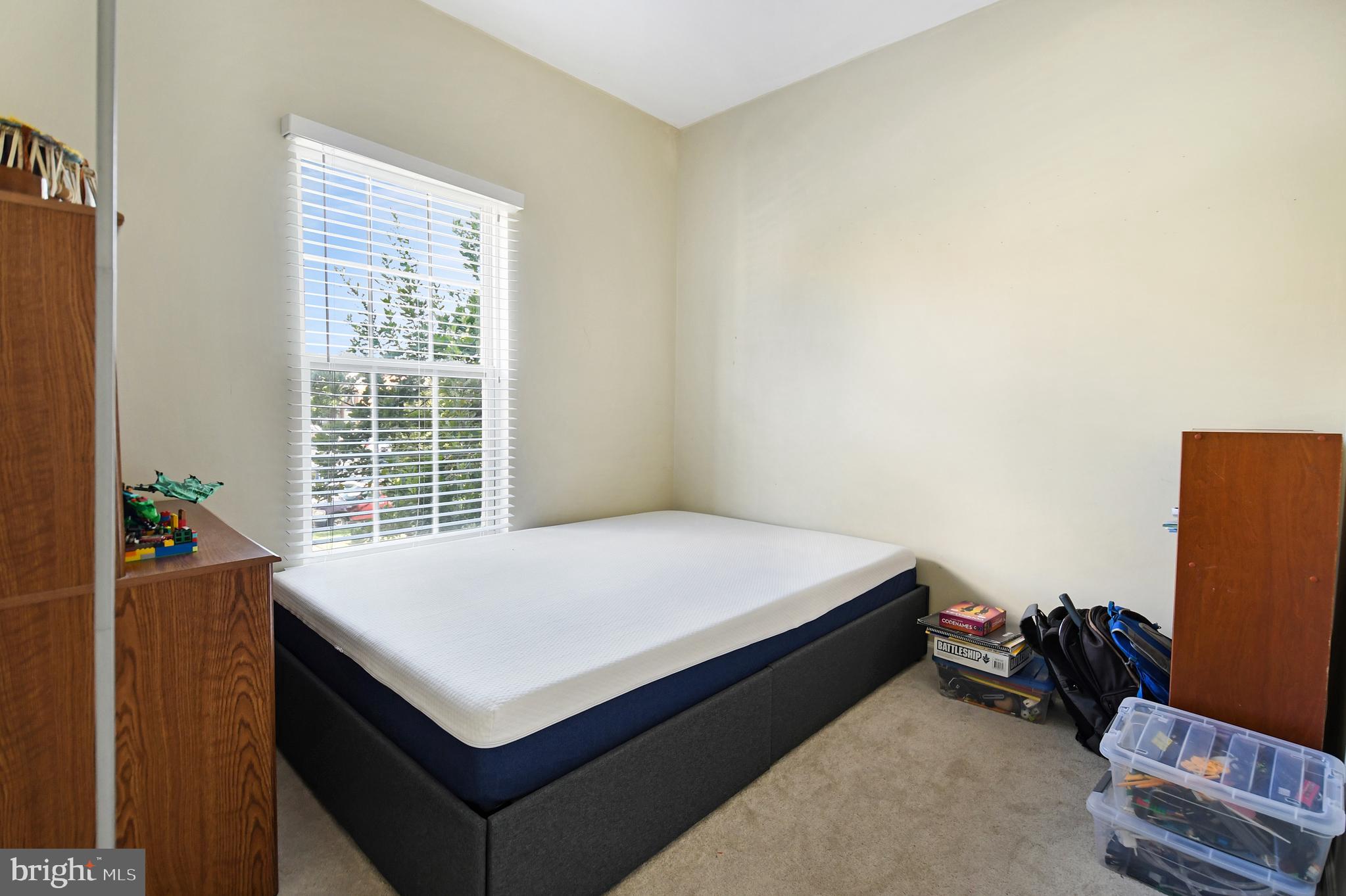 VILLAGES OF URBANA - Residential Lease