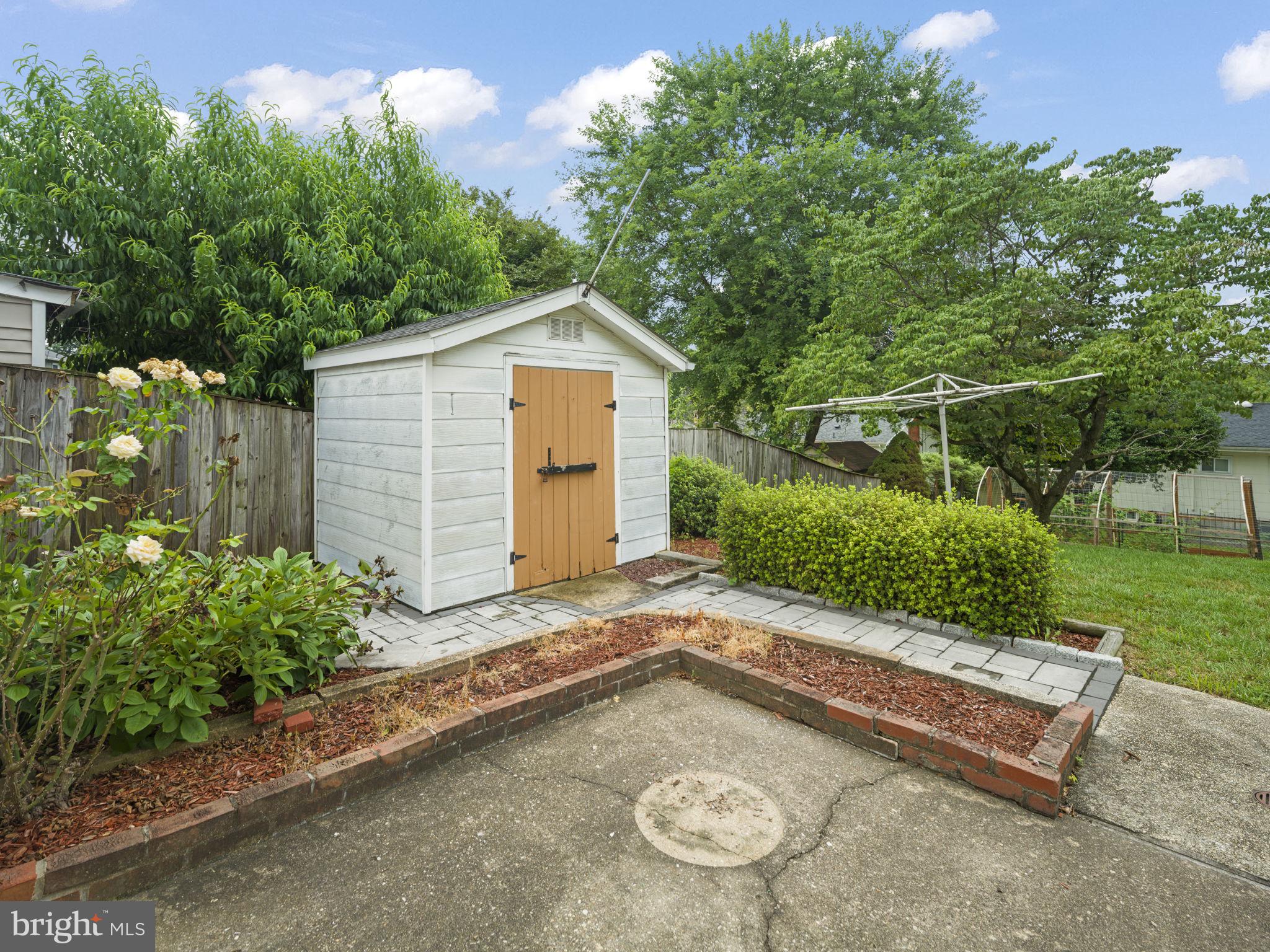 12914 LARKIN PLACE