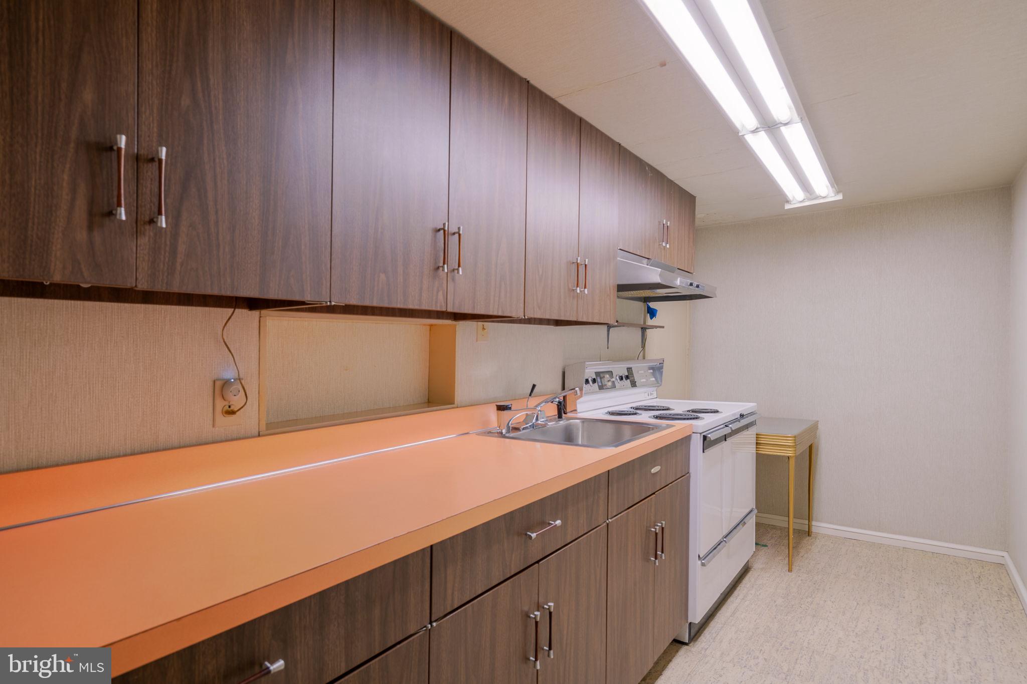 DUNLOP HILLS - Residential