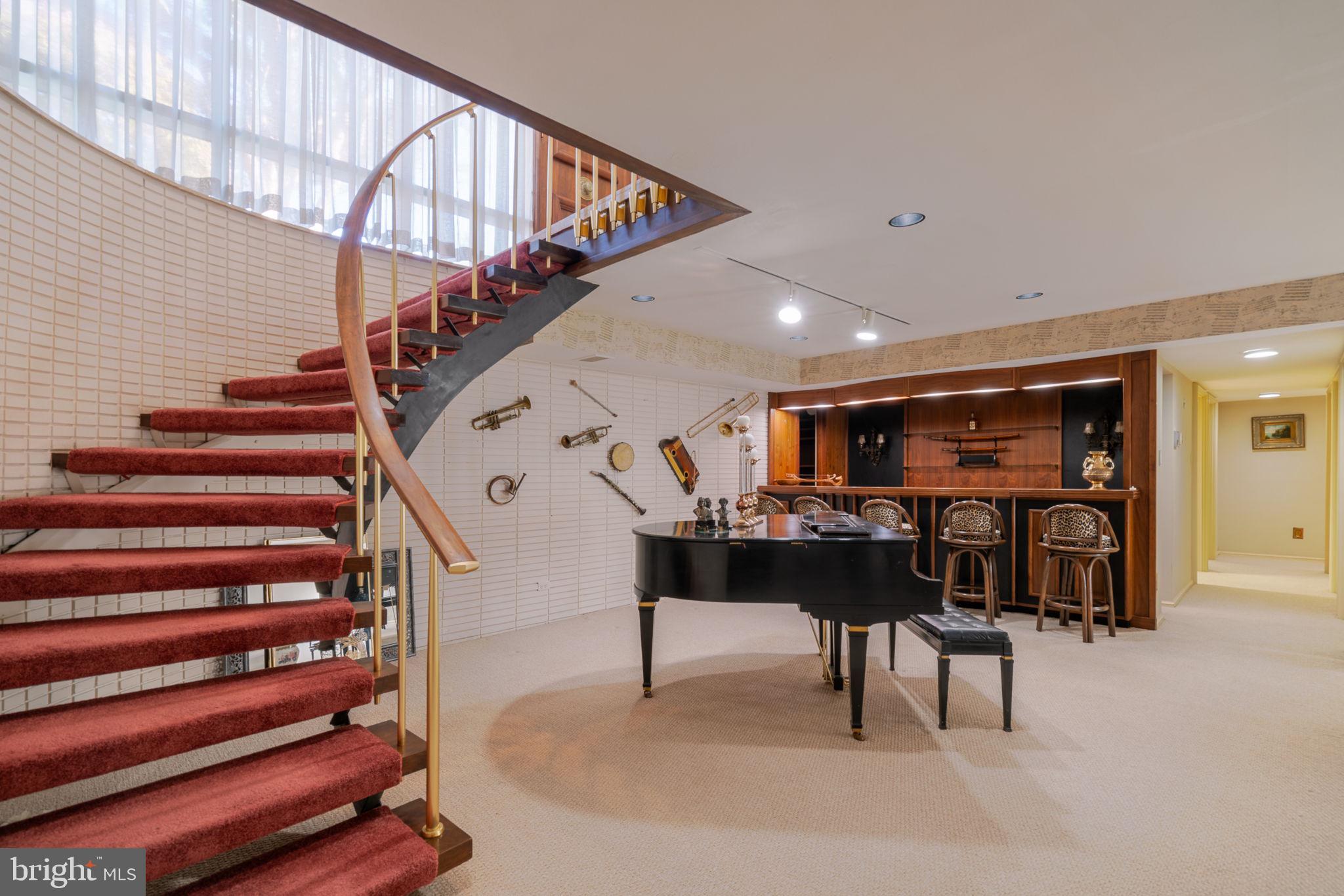 DUNLOP HILLS - Residential