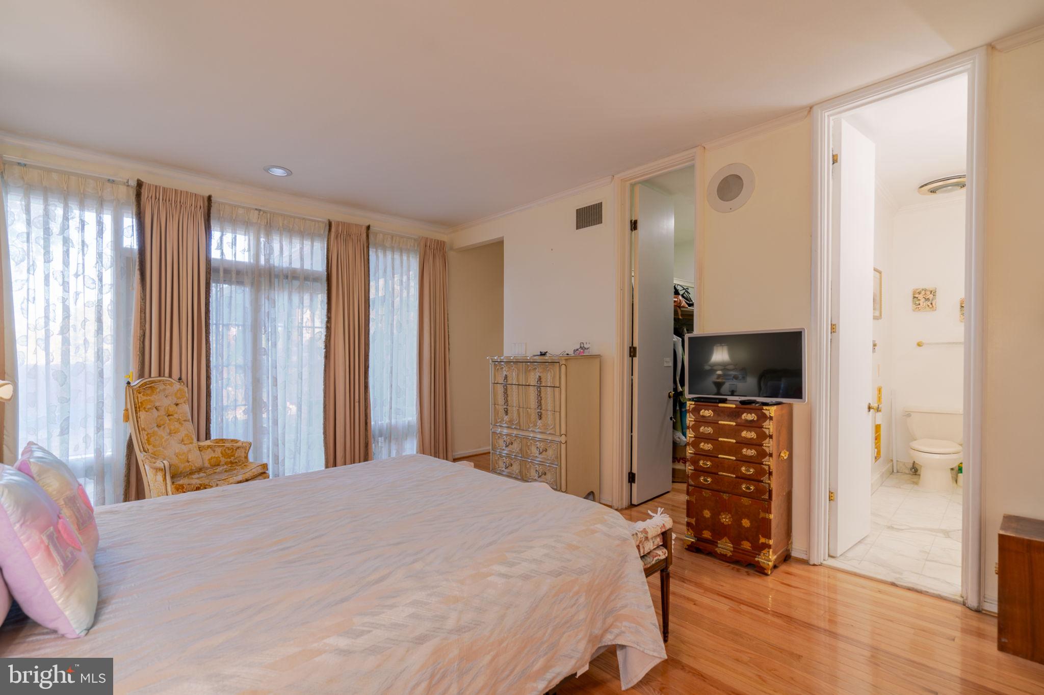 DUNLOP HILLS - Residential