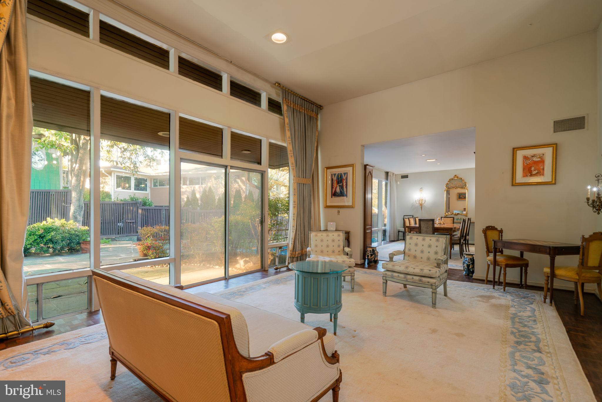 DUNLOP HILLS - Residential