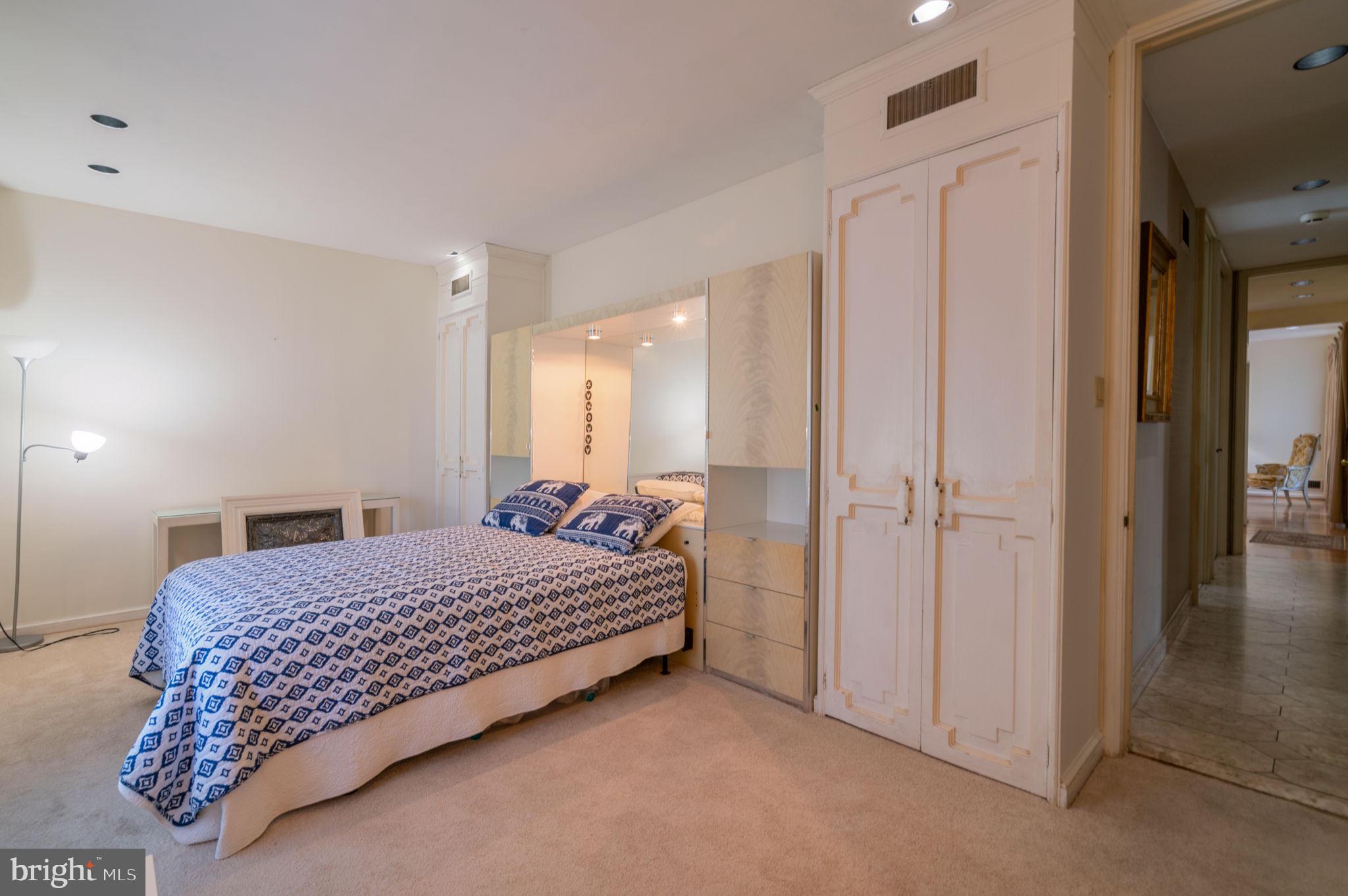 DUNLOP HILLS - Residential