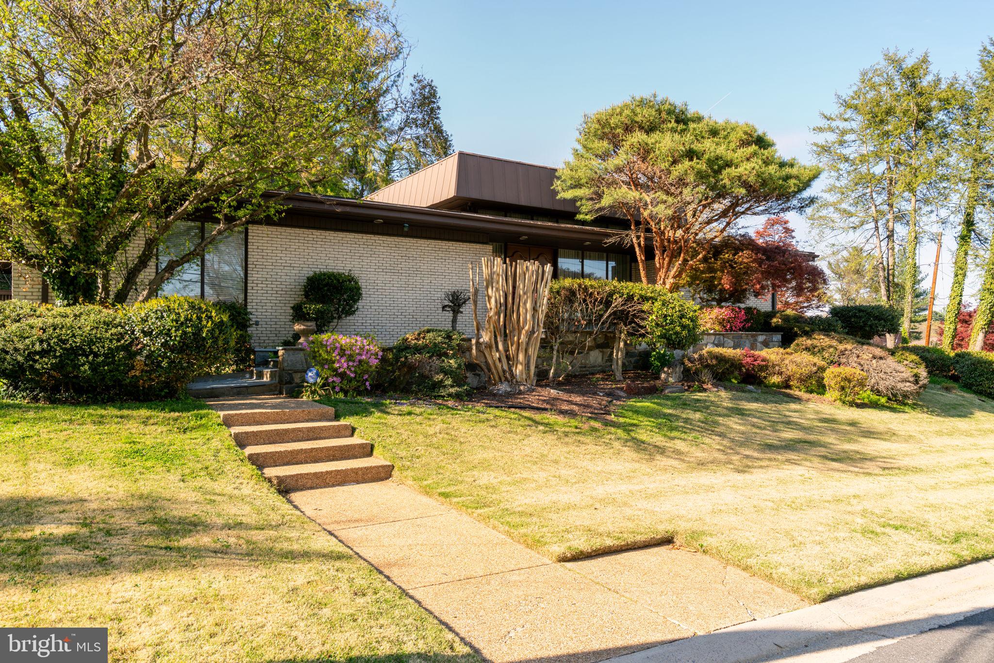 DUNLOP HILLS - Residential