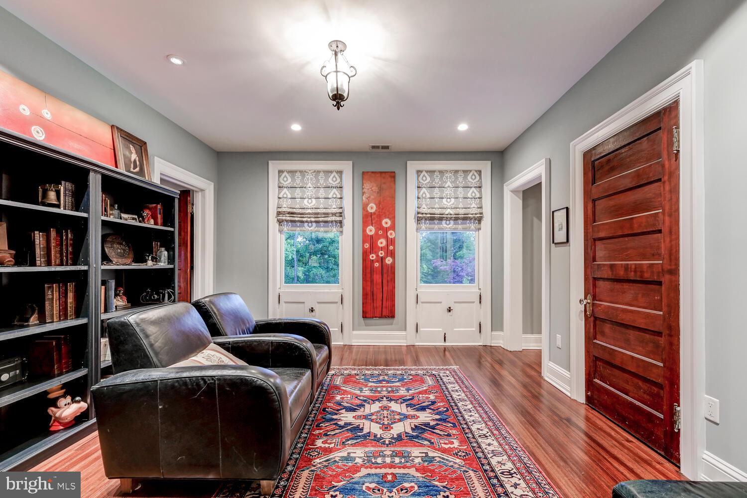 SPARKS GLENCOE - Residential