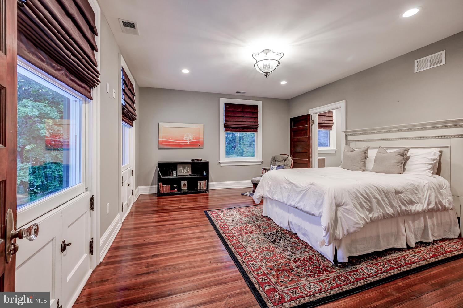 SPARKS GLENCOE - Residential