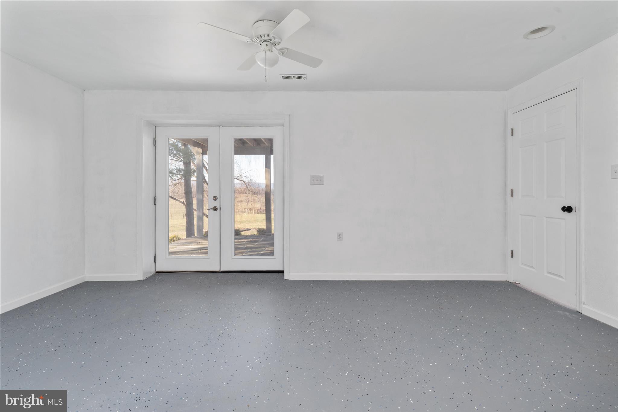 FAWCETT GAP FARM - Residential