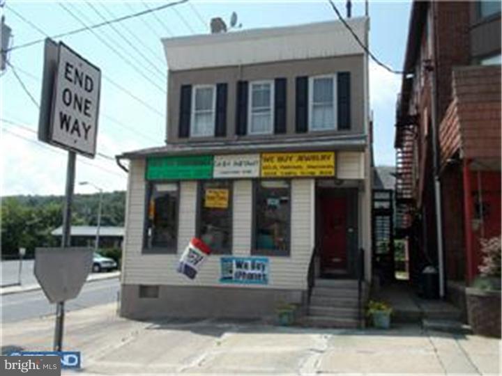 Large fully occupied 3 unit with good cash flow. Prime location on Perkiomen Avenue across from the new CVS in Mt Penn. Newly renovated storefront rents for $625/mo includes basement storage area. Two spacious residential apartment units were recently updated with new kitchens, flooring and freshly painted. Unit 1 rents for $650 unit 2 for $550. Mechanically sound building with gas heat, newer roof and updated electric.