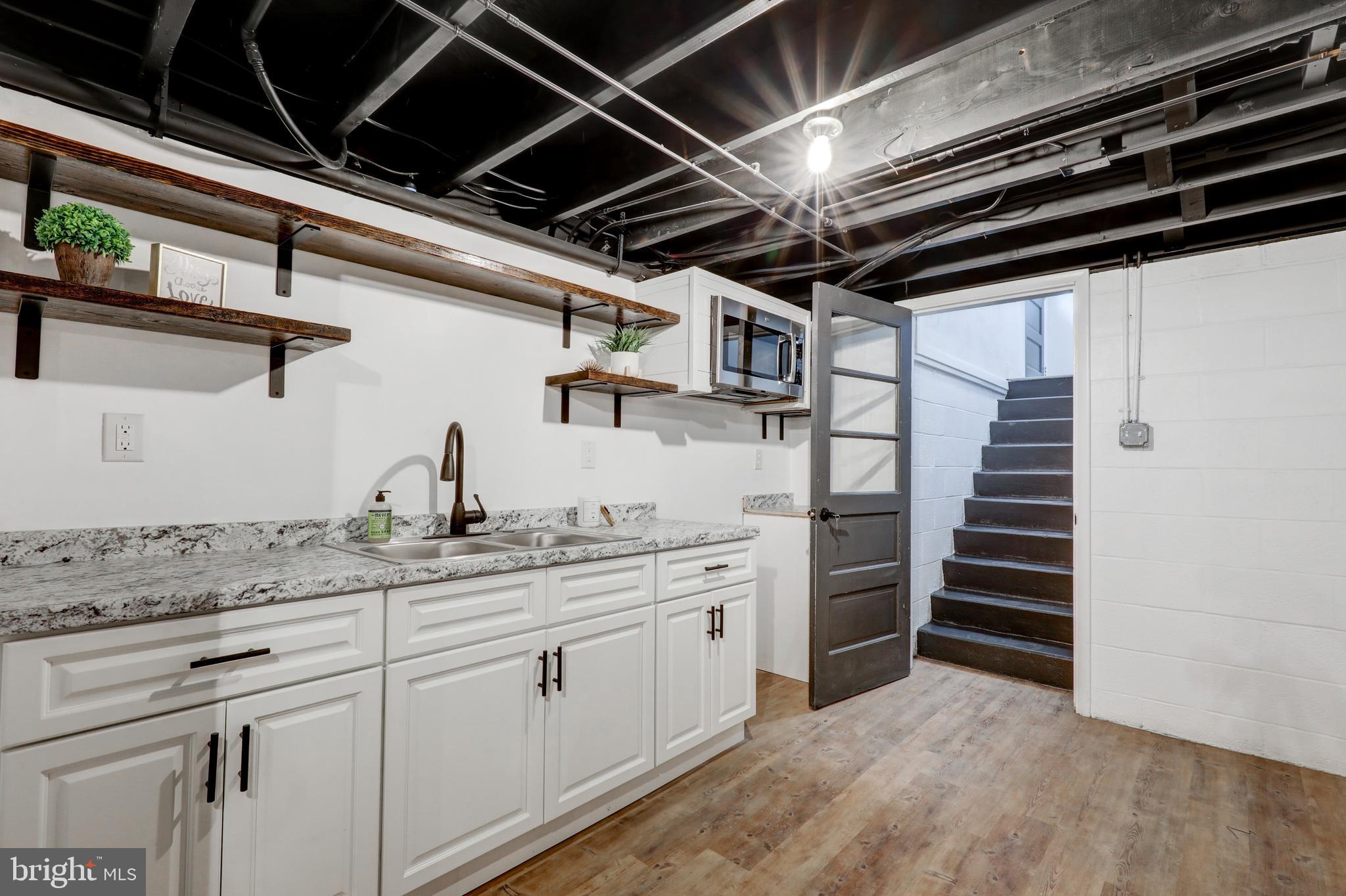 PENN MANOR - Residential