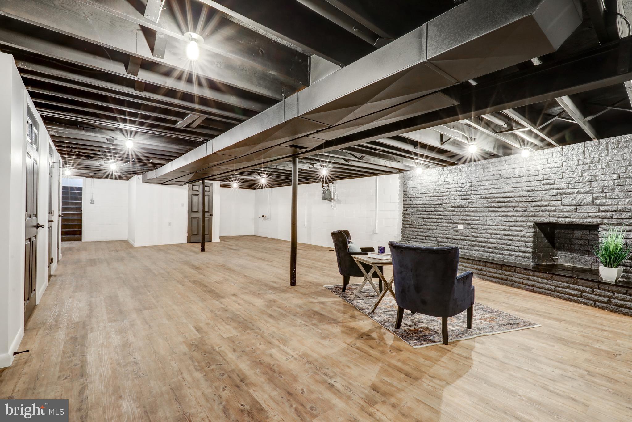 PENN MANOR - Residential