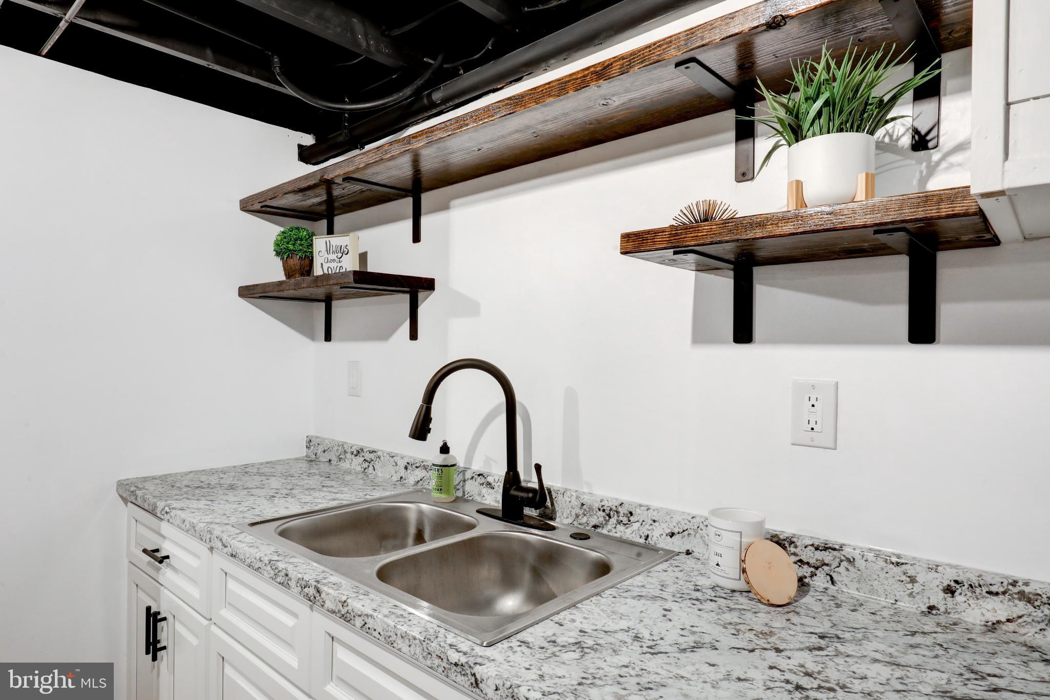 PENN MANOR - Residential