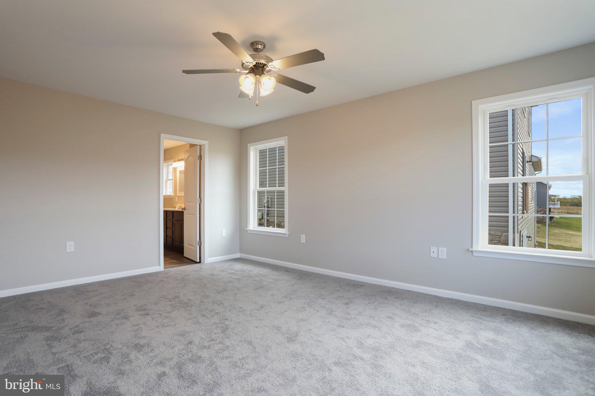 RED HILL - Residential