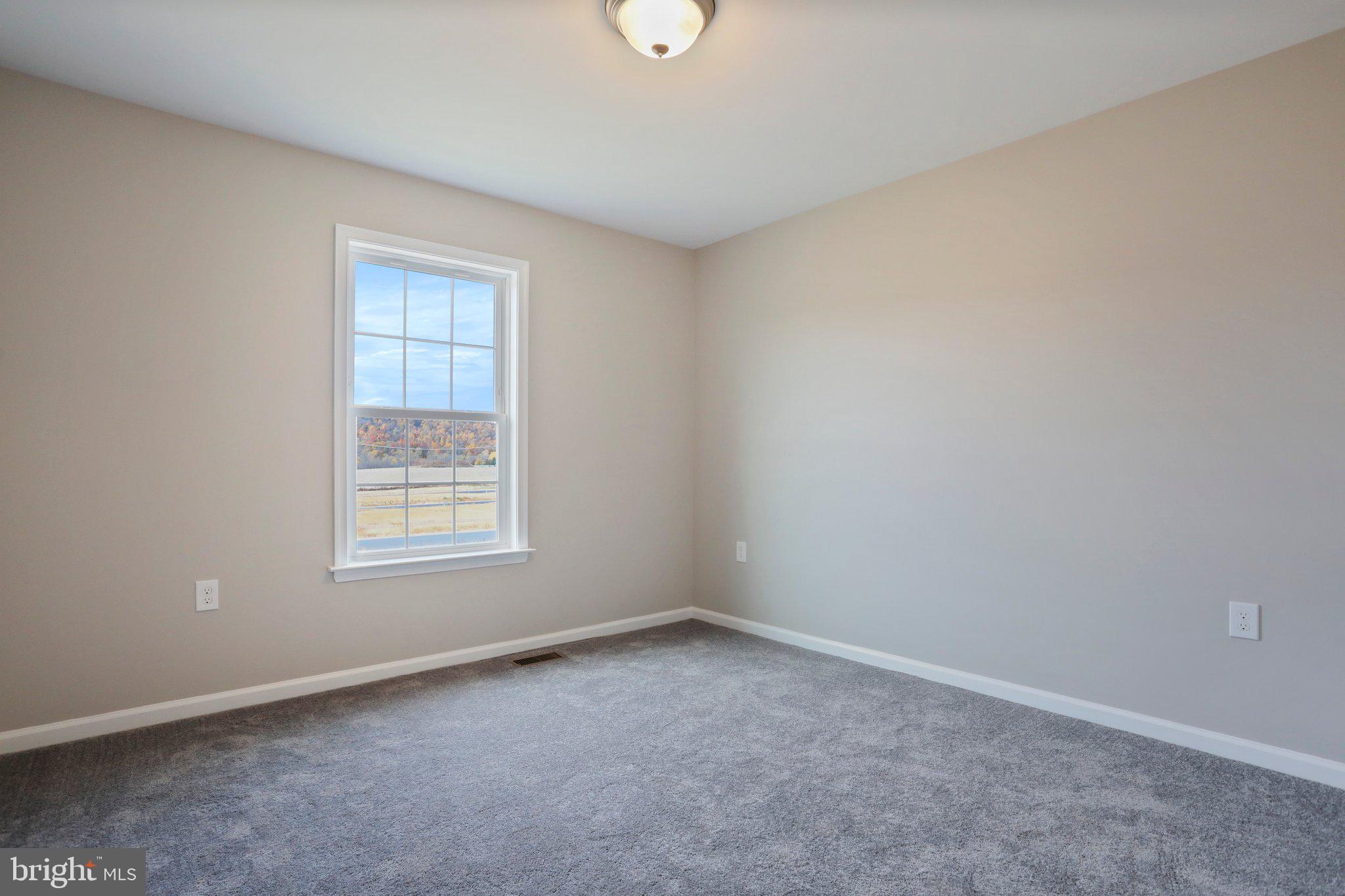 RED HILL - Residential