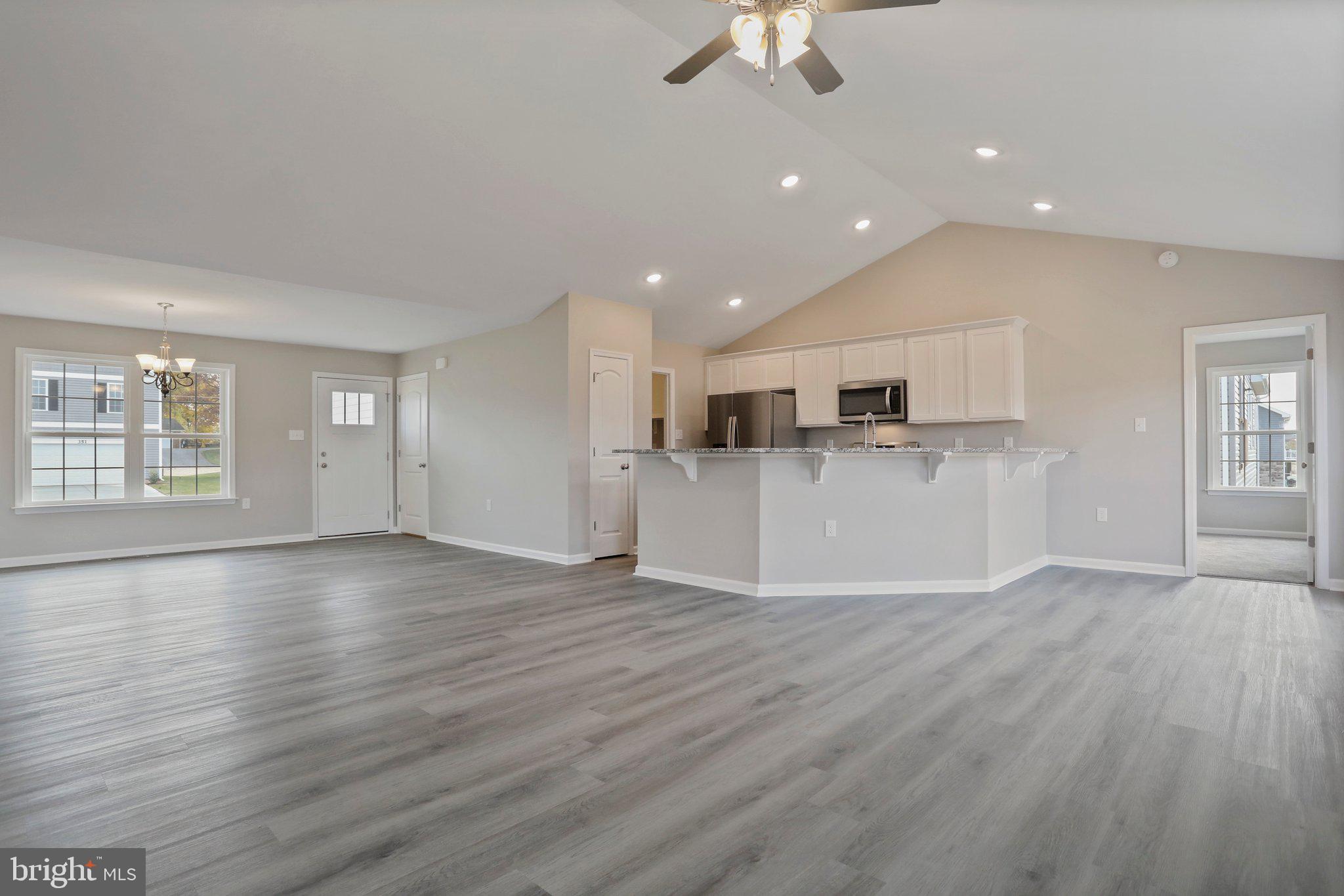 RED HILL - Residential