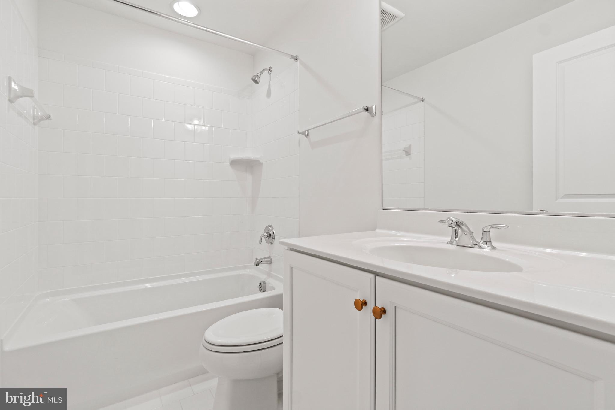 WOODBRIDGE - Residential