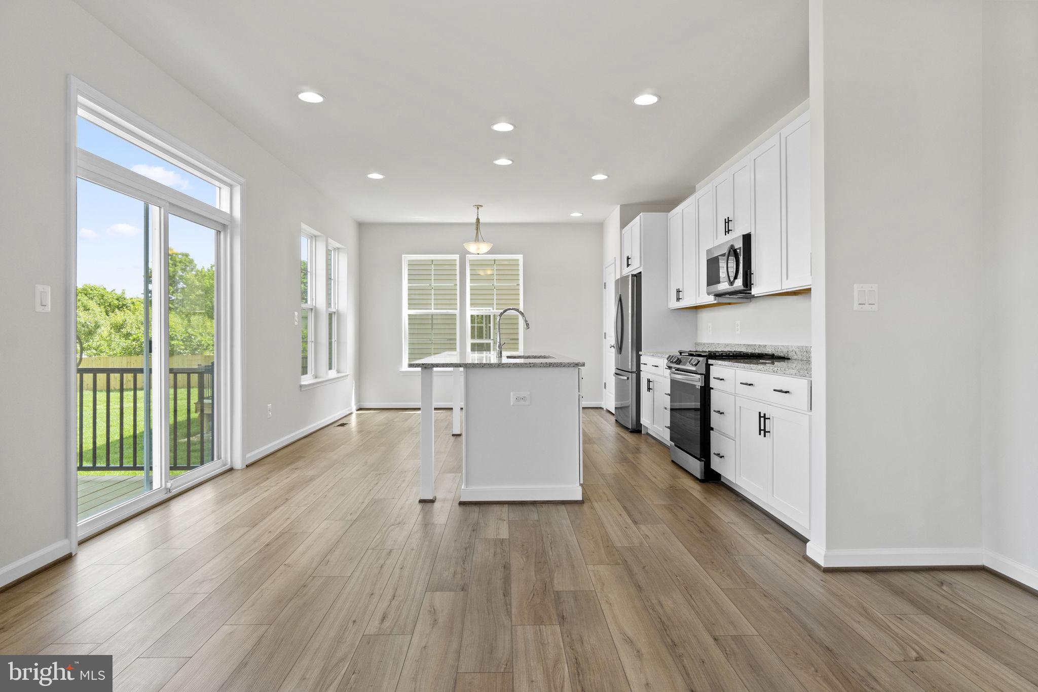 WOODBRIDGE - Residential