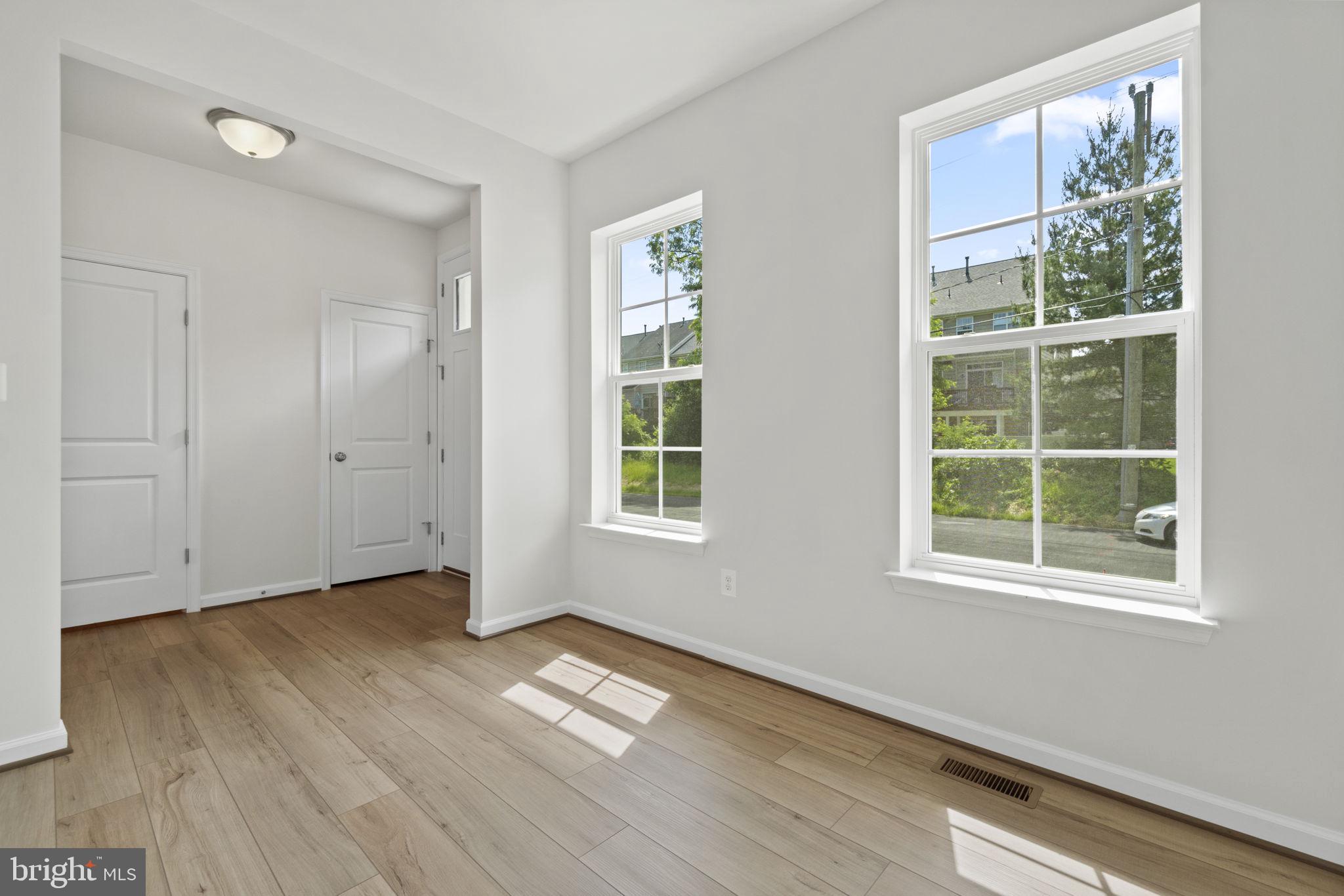 WOODBRIDGE - Residential