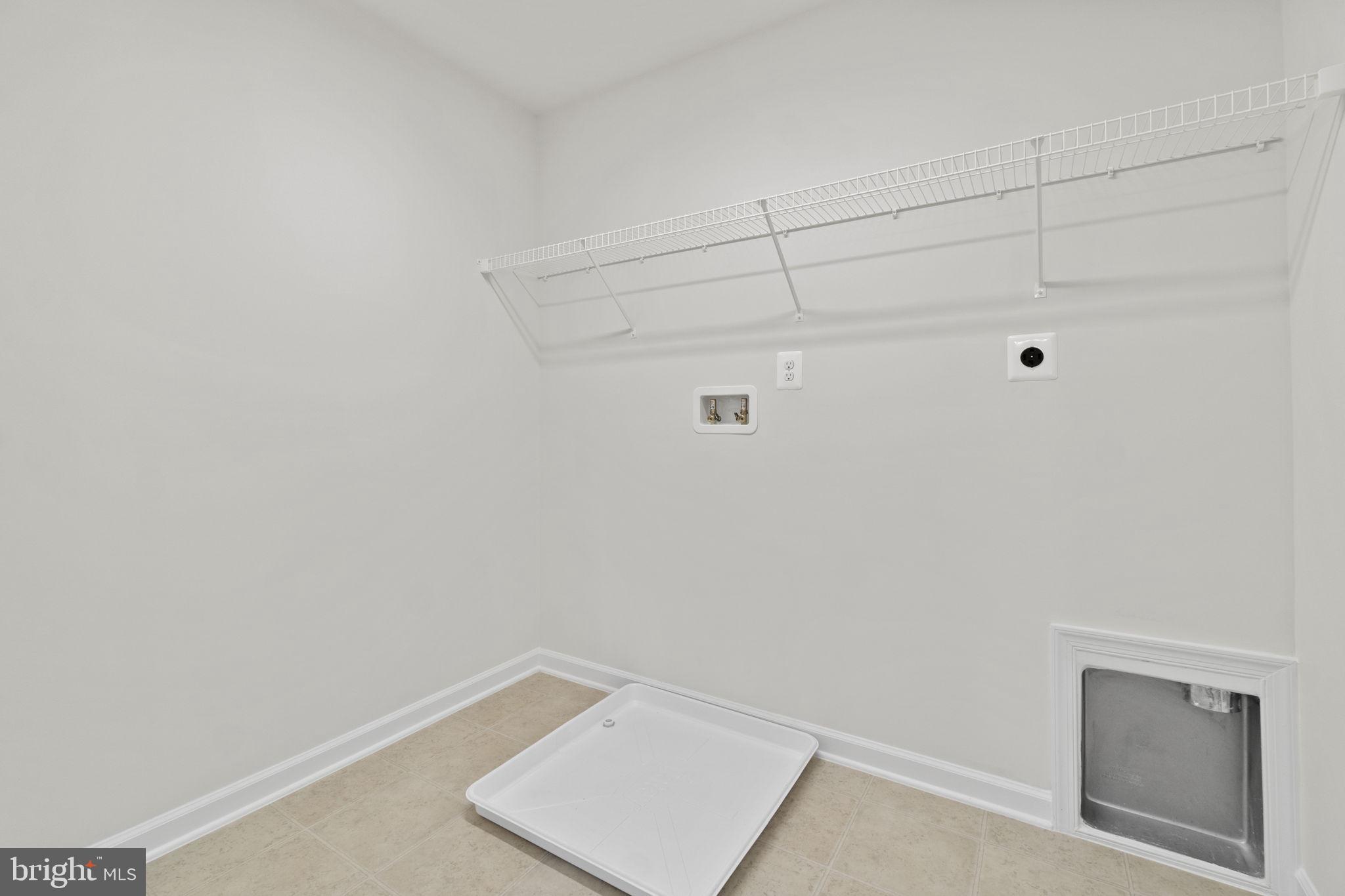 WOODBRIDGE - Residential