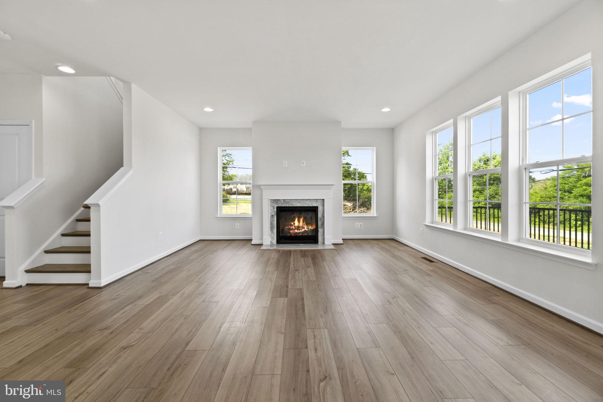 WOODBRIDGE - Residential